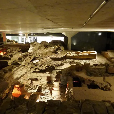 Centro By Silastur Apartman